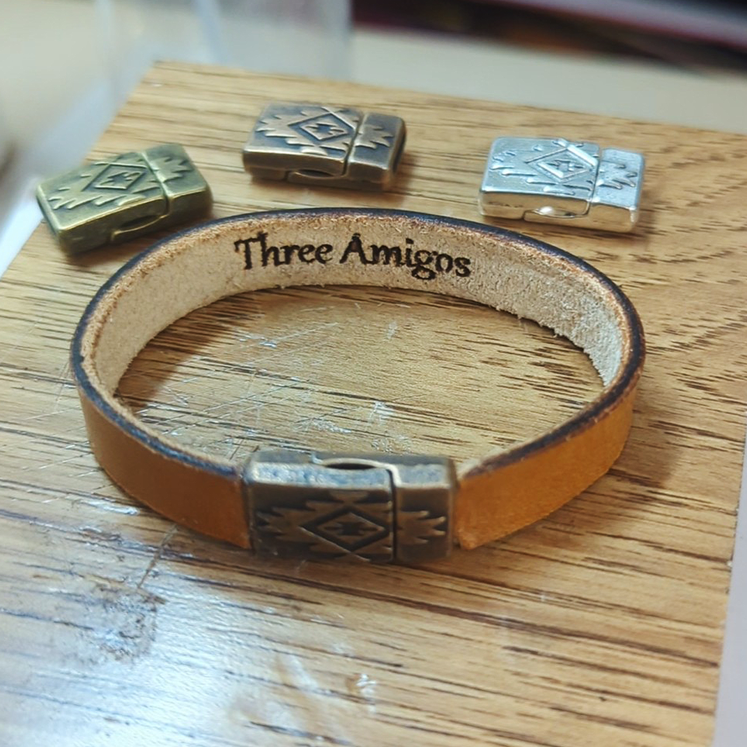 Leather Bracelet Magnetic closure